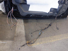 Load image into Gallery viewer, FRONT DOOR BMW 528i 535i 550i Active 5 M5 11 12 13 14 15 16 Right - 1140997