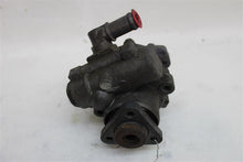 Load image into Gallery viewer, POWER STEERING PUMP AUDI A4 PASSAT 97 98 99 00 01 02 03 - 1141245