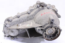 Load image into Gallery viewer, TRANSFER CASE ML320 ML350 ML550 E320 E350 GL450 06 07 08 09 - 12 - 1141554