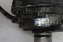 Load image into Gallery viewer, DISTRIBUTOR Mazda 929 MPV 1990 90 91 92 93 94 95 - 1142033