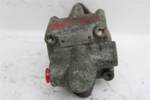 Load image into Gallery viewer, POWER STEERING PUMP Audi A6 A8 97 98 99 00 01 02 03 04 - 1142311