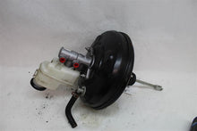 Load image into Gallery viewer, POWER BRAKE BOOSTER Toyota Tacoma 2016 16 2017 17 - 1142672