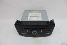 Load image into Gallery viewer, RADIO Mercedes-Benz C250 C300 C350 C63 2010 10 - 1143452