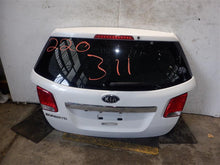 Load image into Gallery viewer, TRUNK LID Kia Sorento 2011 11 2012 12 2013 13 - 1143616
