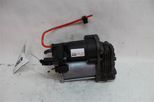 Load image into Gallery viewer, SUSPENSION AIR COMPRESSOR PUMP Vanden Pl XJ XJL XJR 2010-2014 - 1143761
