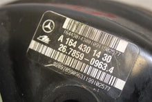 Load image into Gallery viewer, POWER BRAKE BOOSTER ML320 ML350 ML550 ML63 2007 07 2008 08 09 10 11 12 - 1144045