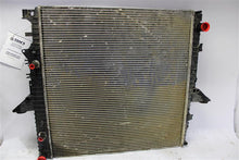 Load image into Gallery viewer, RADIATOR Range Rover Sport 2006 06 2007 07 2008 08 2009 09 - 1144456