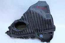 Load image into Gallery viewer, AIR CLEANER BOX Porsche Cayenne 11 12 13 14 15 16 17 18 - 1145078