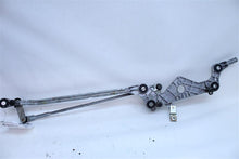 Load image into Gallery viewer, WINDSHIELD WIPER TRANSMISSION Cayenne 11 12 13 14 15 16 17 18 - 1145091