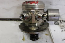 Load image into Gallery viewer, FUEL PUMP 228I 320i 328D 328i 328I GT 428i 528i X1 X3 X4 X5 Z4 12-18 - 1145236