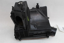 Load image into Gallery viewer, AIR CLEANER BOX Land Rover LR2 08 09 10 11 12 - 1145242
