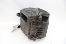 Load image into Gallery viewer, AIR CLEANER BOX Hyundai Santa Fe Kia Sorento 13 14 15 16 - 1147261