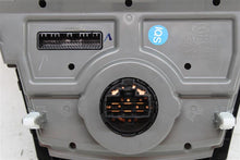 Load image into Gallery viewer, FRONT TEMPERATURE CONTROLS Hyundai Santa Fe 13 14 15 16 - 1147341