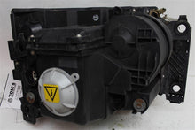 Load image into Gallery viewer, HEADLIGHT LAMP ASSEMBLY Land Rover LR3 05 06 07 08 09 Right - 1147539