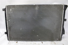 Load image into Gallery viewer, RADIATOR Volkswagen Jetta 2013 13 2014 14 2015 15 2016 16 - 1148610
