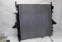 Load image into Gallery viewer, RADIATOR LR4 Range Rover Sport 10 11 12 13 14 15 16 - 1149081