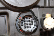 Load image into Gallery viewer, HEADLIGHT LAMP ASSEMBLY Land Rover LR4 10 11 12 13 Right - 1149922