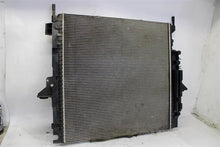 Load image into Gallery viewer, RADIATOR LR4 Range Rover Sport 10 11 12 13 14 15 16 - 1149992