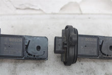 Load image into Gallery viewer, Mass Air Flow Sensor Meter MAF 550i 550i Gt 650i 750i 750il Alpina 13-17 - 1152325