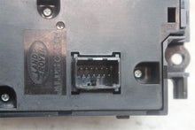 Load image into Gallery viewer, RADIO CONTROLS Land Rover Evoque 2012 12 2013 13 2014 14 2015 15 - 1154011