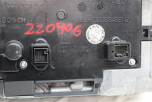 Load image into Gallery viewer, INFO-GPS SCREEN CL550 CL600 CL63 CL65 S450 Cdn S550 S600 S63 07-09 - 1155476