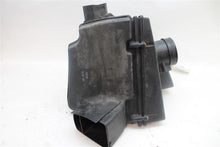 Load image into Gallery viewer, AIR CLEANER BOX BMW 128i 323i 328i 07 08 09 10 11 12 13 - 1156609