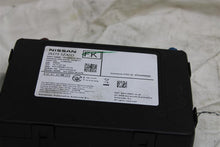 Load image into Gallery viewer, COMMUNICATION CONTROL MODULE COMPUTER Q50 Q70 16 17 18 - 1157650