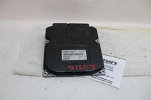 Load image into Gallery viewer, ECU ECM COMPUTER Mercedes C230 2002 02 2003 03 04 05 - 1158286