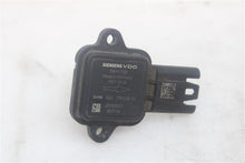 Load image into Gallery viewer, Mass Air Flow Sensor Meter MAF 128i 323i 328i 528i X3 X5 Z4 07-13 - 1163677