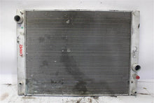 Load image into Gallery viewer, RADIATOR 530i 525i 528i 2006 06 2007 07 2008 08 2009 09 2010 10 Auto - 1164378
