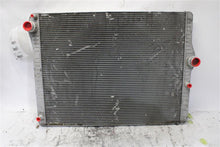 Load image into Gallery viewer, RADIATOR BMW 550i 550i Gt 650i 10 11 12 13 14 15 16 17 18 AT - 1165756