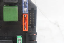 Load image into Gallery viewer, FUSE BOX CL550 CL600 CL63 CL65 S400 S450 Cdn S550 S600 S63 S65 07-14 - 1167960