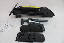 Load image into Gallery viewer, JACK Audi Q5 2010 10 - 1171066