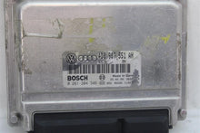 Load image into Gallery viewer, ECU ECM COMPUTER Audi A4 A6 Passat 1997 98 99 00 01 02 - 1171415