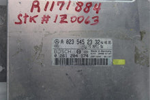 Load image into Gallery viewer, ECU ECM COMPUTER Mercedes C230 2000 00 - 1171884