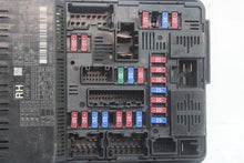 Load image into Gallery viewer, FUSE BOX Murano Murano Cross Cabriolet 15 16 17 18 19 20 - 1171944