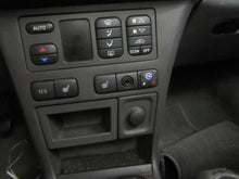 Load image into Gallery viewer, HEADLIGHT WIPER MOTOR Saab 9-3 2002 02 - 592647