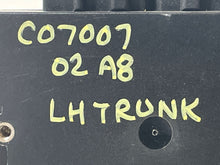 Load image into Gallery viewer, NAVIGATION COMPUTER Audi A8 S8 2000 00 2001 01 02 03 - NW28517