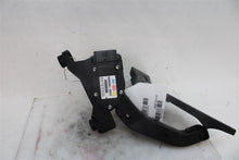 Load image into Gallery viewer, ELECTRONIC PEDAL ASSEMBLY Kia Cadenza 2016 16 - 1273375