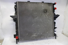 Load image into Gallery viewer, RADIATOR LR4 Range Rover Sport 10 11 12 13 14 15 16 - 1281738