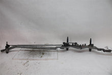 Load image into Gallery viewer, WINDSHIELD WIPER TRANSMISSION Cayenne 11 12 13 14 15 16 17 18 - 1282138