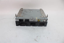 Load image into Gallery viewer, Radio Audi A6 2005 05 - 1283965