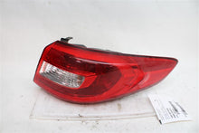 Load image into Gallery viewer, OUTER TAIL LIGHT LAMP Hyundai Sonata Sonata Hybrid 15 16 17 Right - 1285946