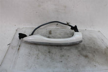 Load image into Gallery viewer, Exterior Door Handle Kia Cadenza 2014 14 2015 15 2016 16 Right - 1286930