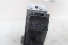 Load image into Gallery viewer, FRONT POWER WINDOW MOTOR Cadenza 2014 14 2015 15 2016 16 Right - 1290168