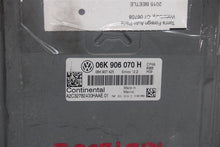 Load image into Gallery viewer, ECU ECM COMPUTER Volkswagen Beetle Passat 2014 14 2015 15 - 1292602
