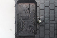 Load image into Gallery viewer, FUSE BOX Volkswagen CC Passat Tiguan 08 09 10 11 12 13 14 - 1295519
