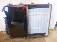 Load image into Gallery viewer, SUNROOF ASSEMBLY S350 S400 S450 Cdn S550 S600 S63 S65 SL55 07-13 - 1301190