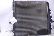 Load image into Gallery viewer, RADIATOR Range Rover Sport 2006 06 2007 07 2008 08 2009 09 - 1301602