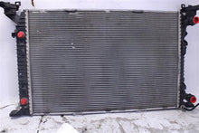 Load image into Gallery viewer, RADIATOR Audi Q5 A4 A5 A6 2009 09 2010 10 2011 11 2012 12 Auto - 1302210